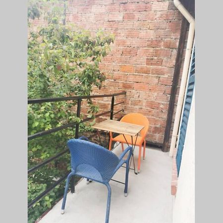 Joli appartement à 2 pas de Paris Bagnolet Esterno foto